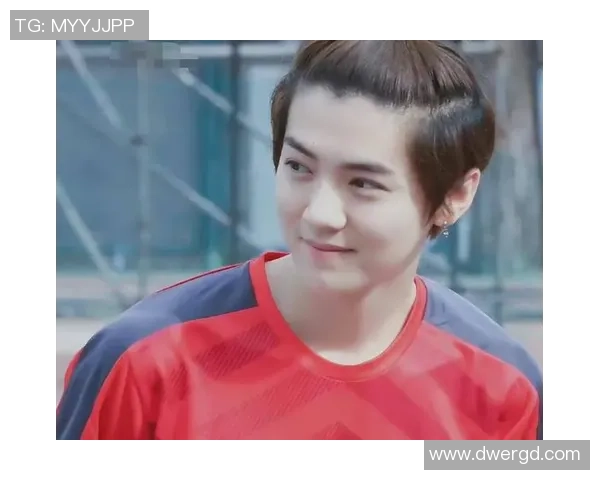 曾与鹿晗同场竞技的足球明星们：幕后故事与合作时刻揭秘